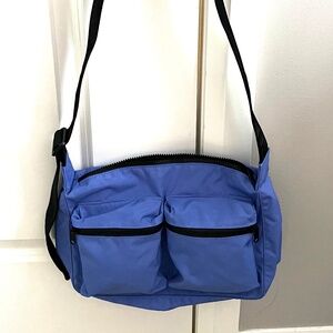 Baggu  Medium Cargo Crossbody (new)